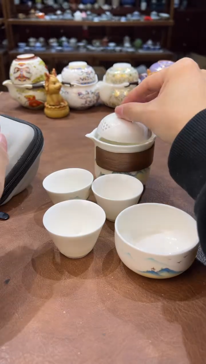 真的很便宜超好看会开片的旅行茶具