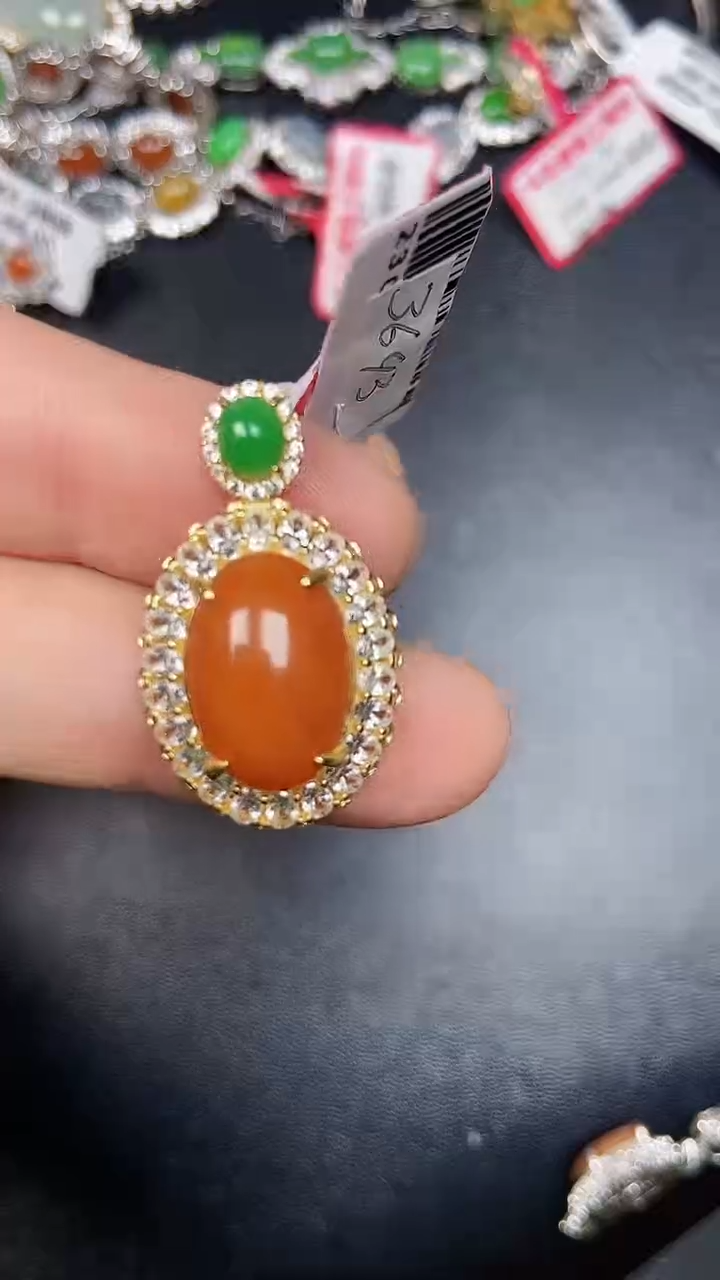 银S925镶嵌戒指翡翠7800