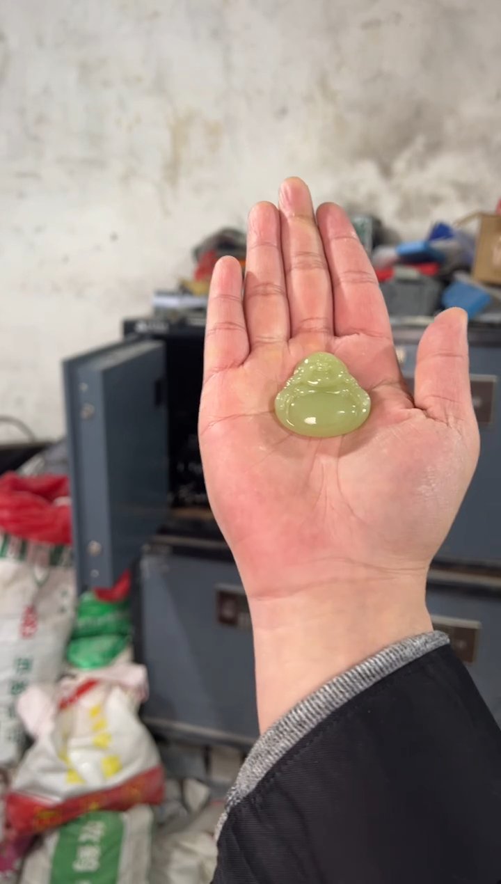 颈饰未镶嵌和田玉黄口佛公多样性拍一发一