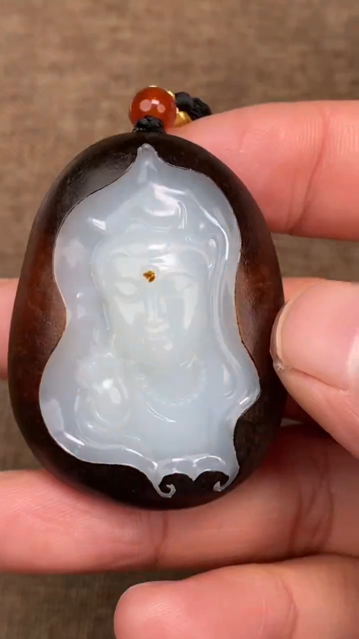 颈饰未镶嵌和田玉老*人12.7GZ多样性拍一发一380