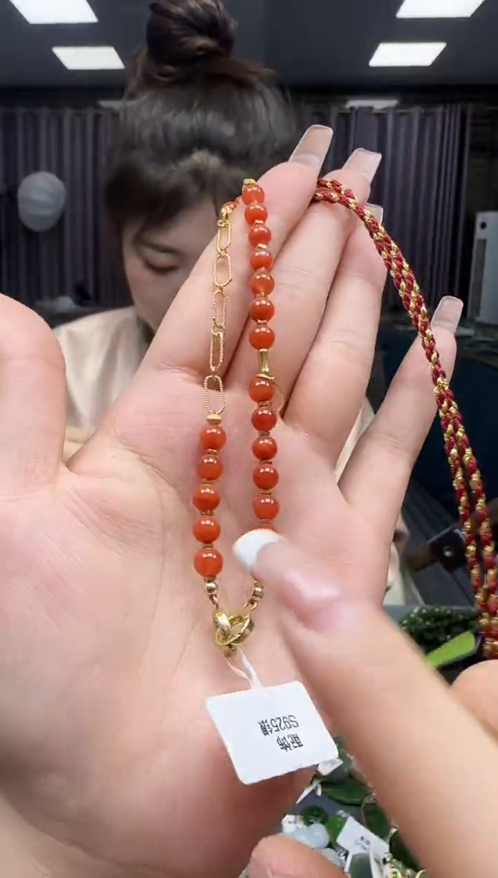 【闪购商品】南红玛瑙挂件未镶嵌1
