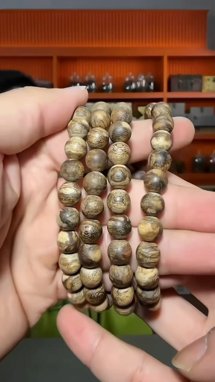 沉香手串157号单圈0.9多样性发一