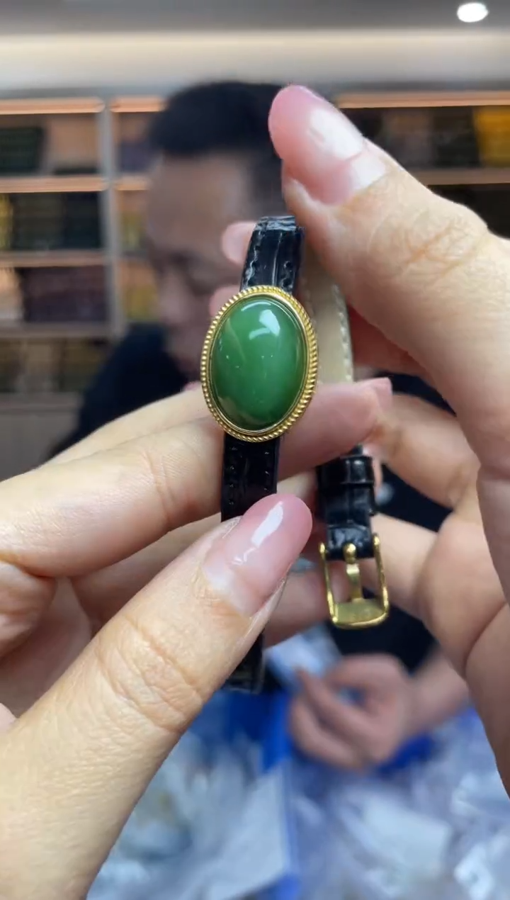 【闪购商品】和田玉`未镶嵌多样性发一件