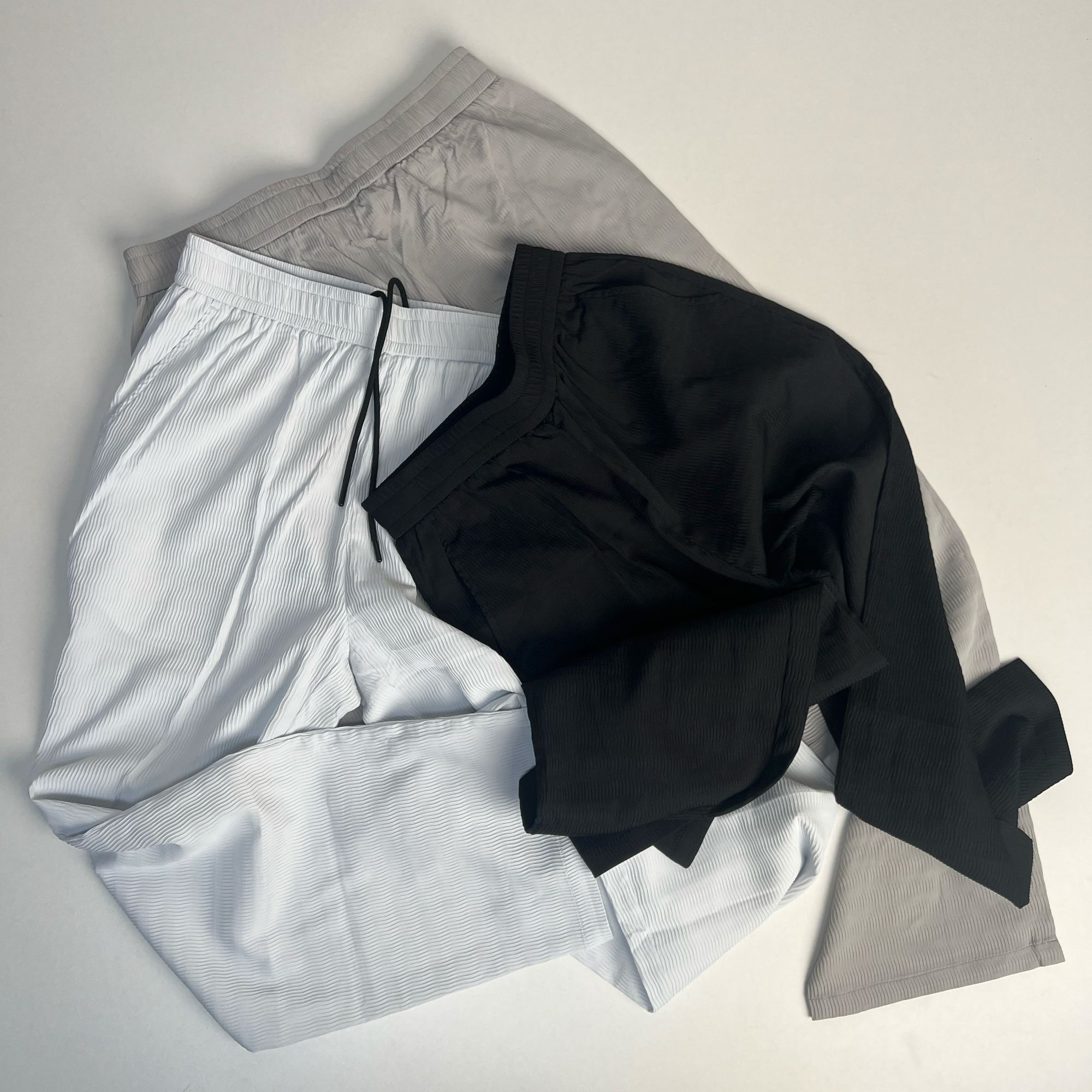 今日必薅  超轻超轻水波纹褶皱宽松中性款休闲裤 【三个颜色】