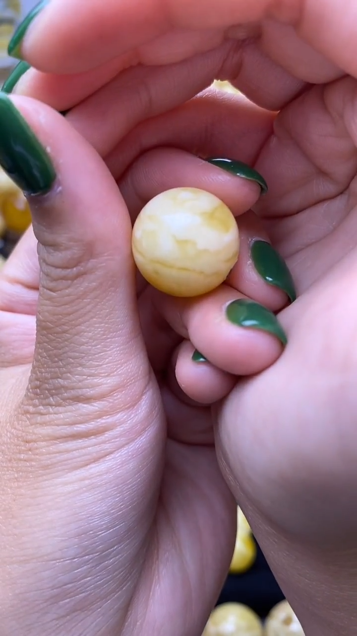 裸石琥珀未镶嵌蜜蜡.55