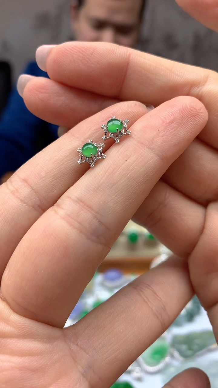 【闪购商品】翡翠耳饰18K金镶嵌345-天然翡翠