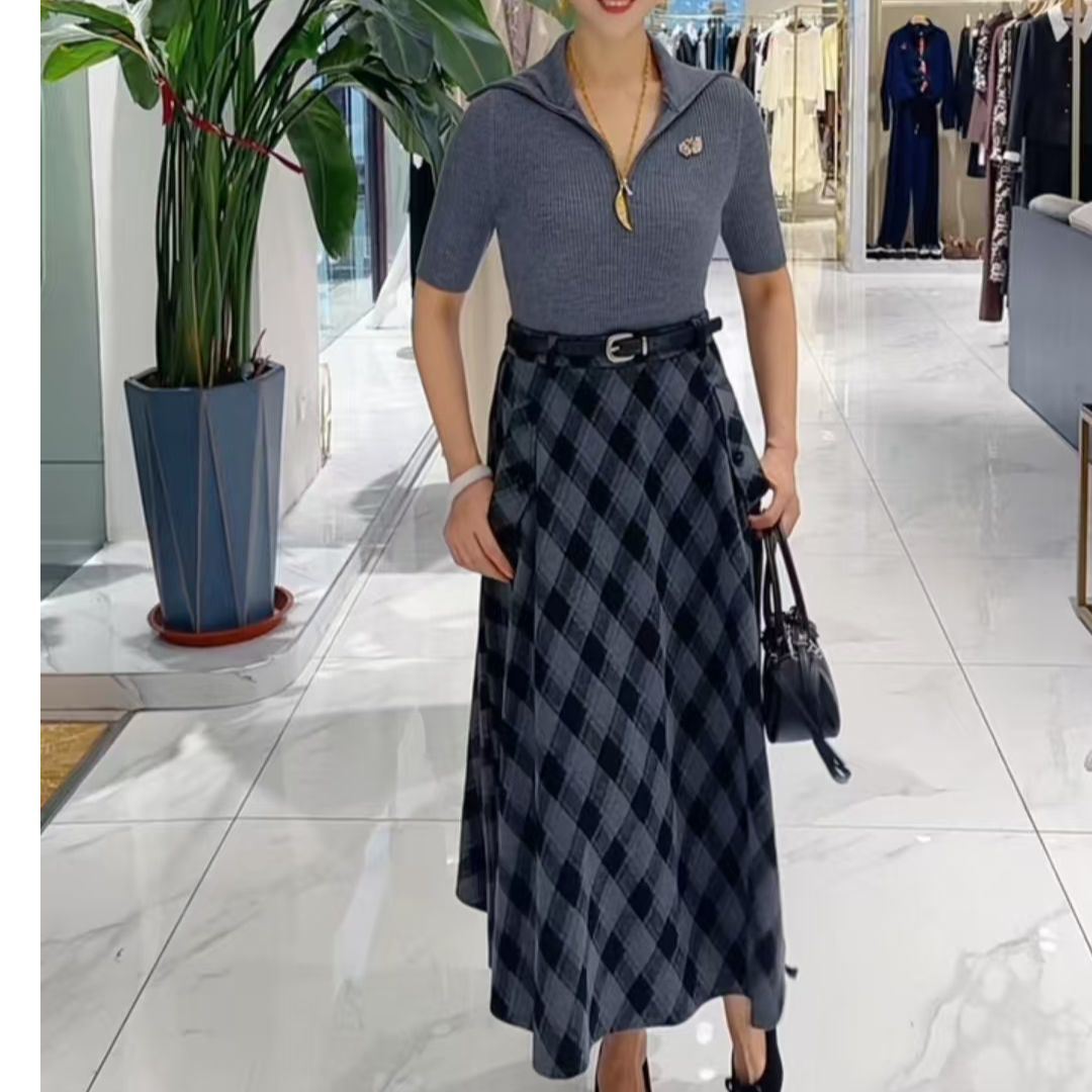 95179灰格半裙     