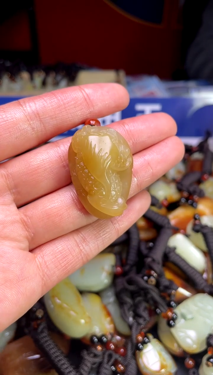 【闪购商品】和田玉颈饰未镶嵌1