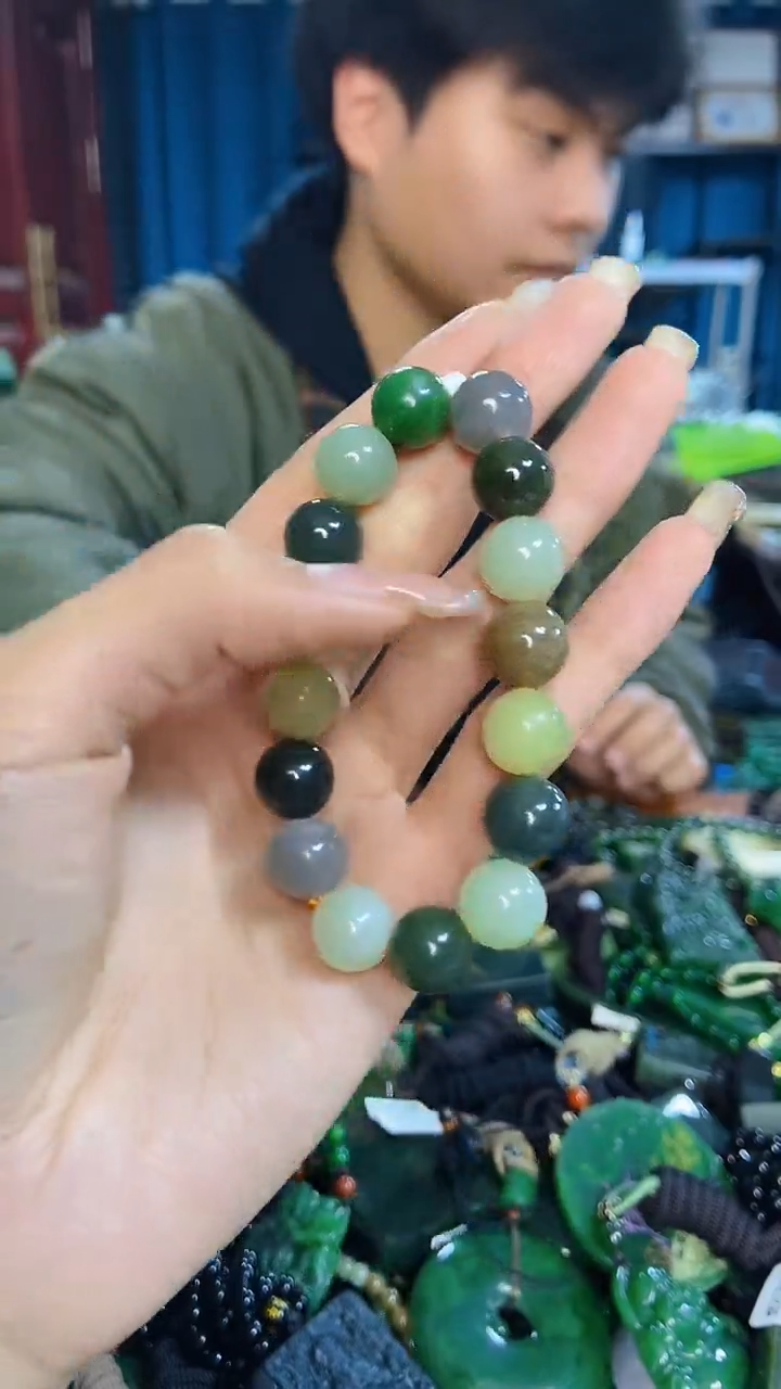 未镶嵌和田玉挂件1