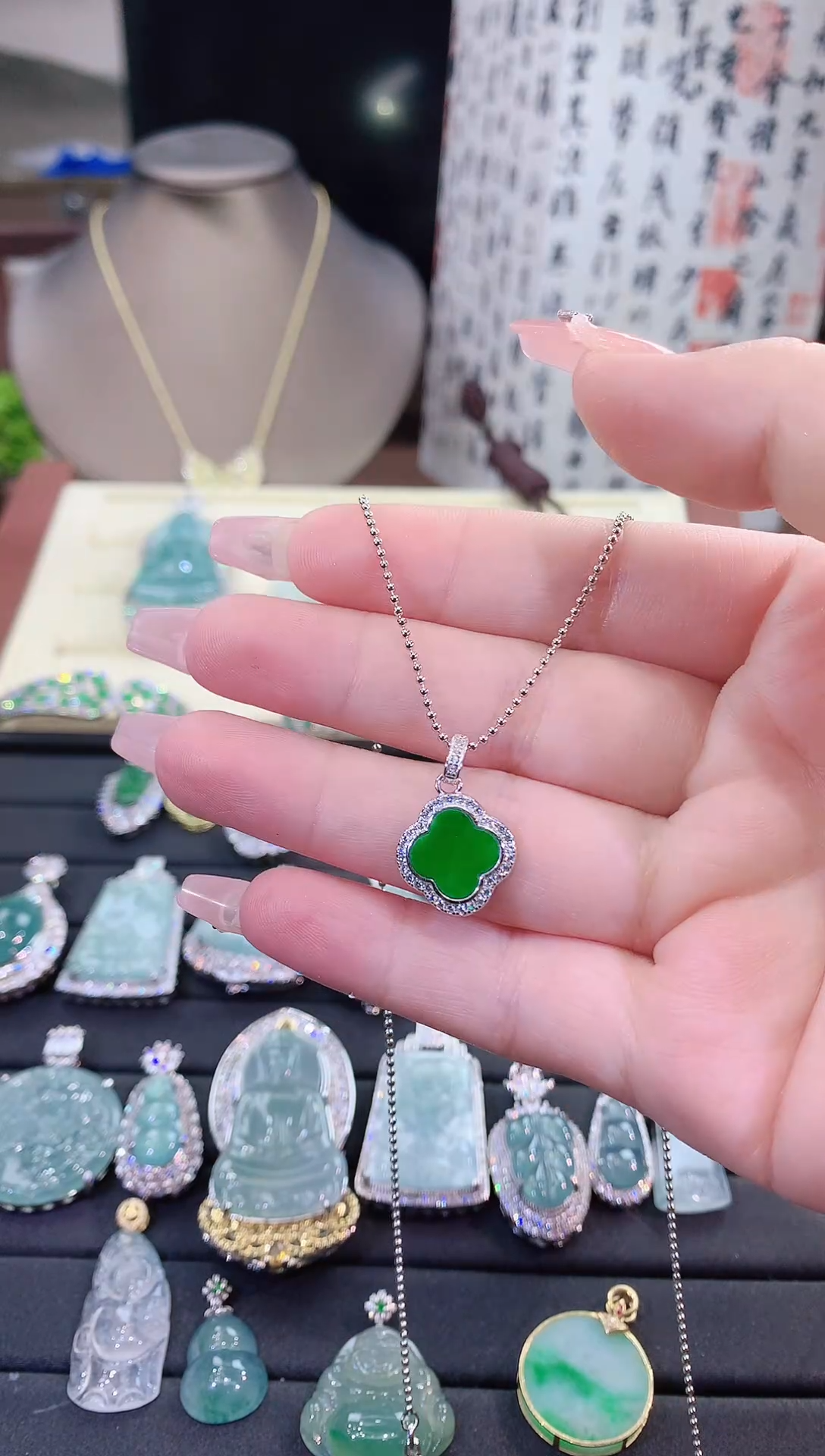 翡翠未镶嵌吊坠(不含链)16吊坠