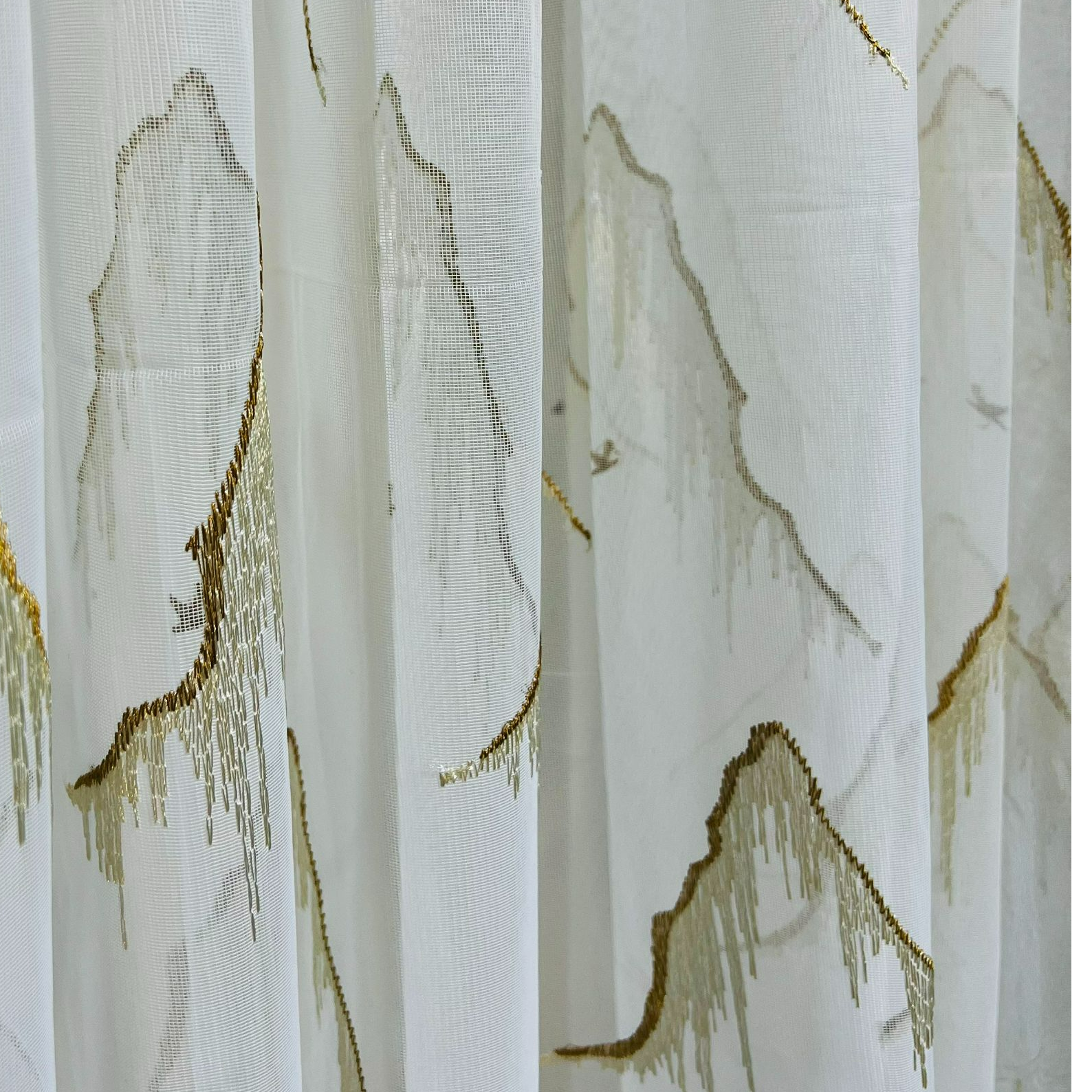 仙居雅韵 山水刺绣纱 中式韵味十足 1片*2.93宽*2.8高；四爪挂钩