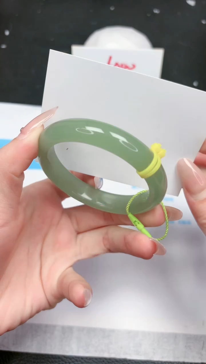 【闪购商品】石英质玉手镯未镶嵌644-56.1