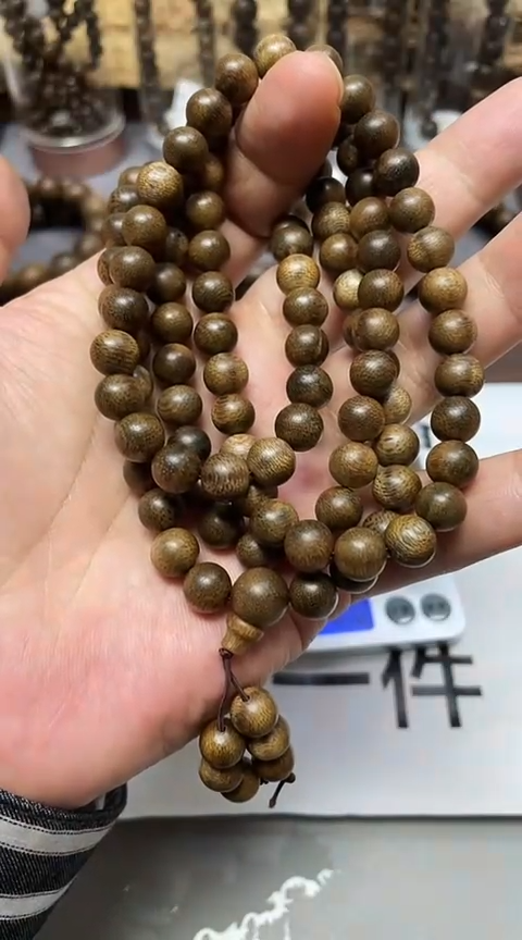 【闪购商品】沉香手串柬埔寨金丝菩萨棋沉香108颗沉水级