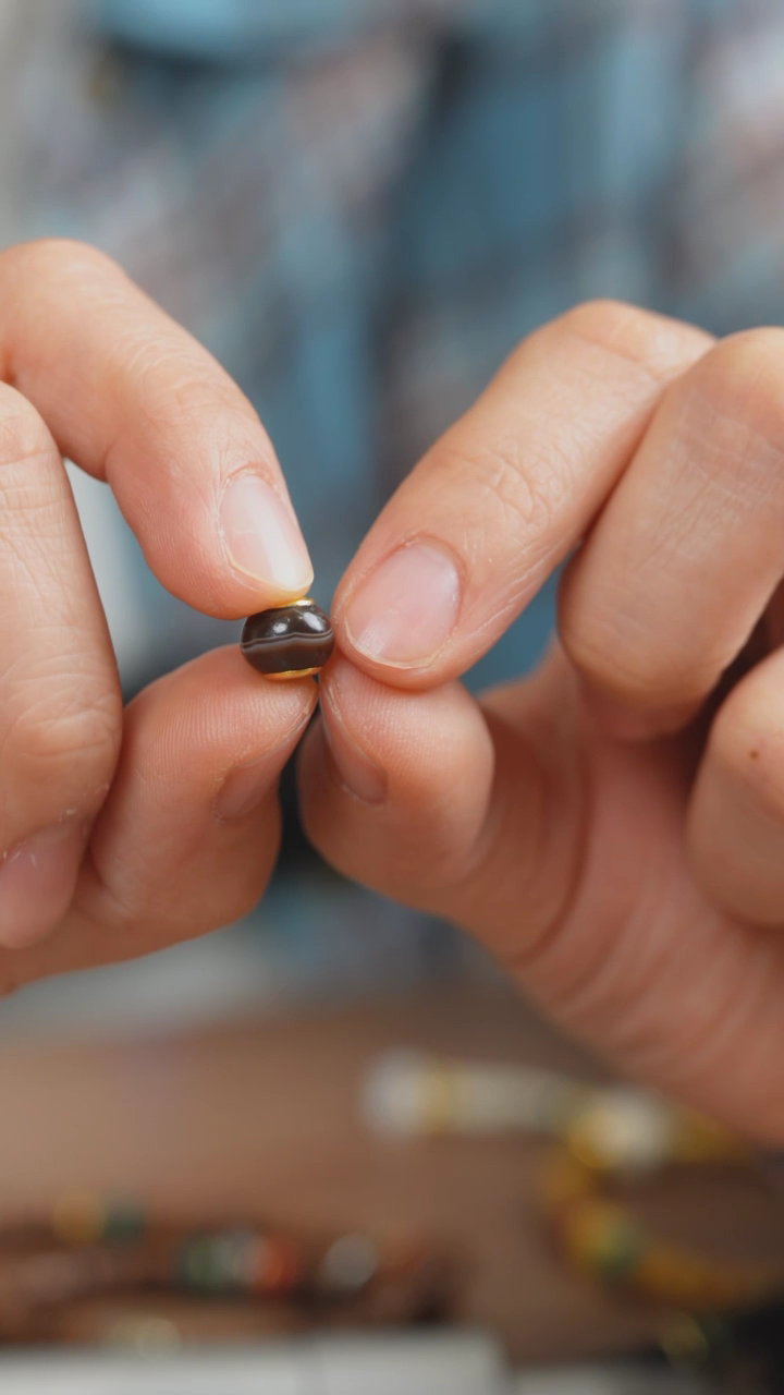 【闪购商品】玛瑙/玉髓配珠未镶嵌一线药师8.5*7.2