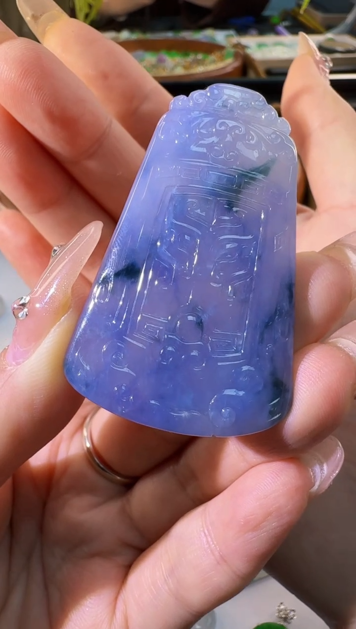 【闪购商品】翡翠颈饰18K金镶嵌缅甸A货翡翠紫牌吊坠