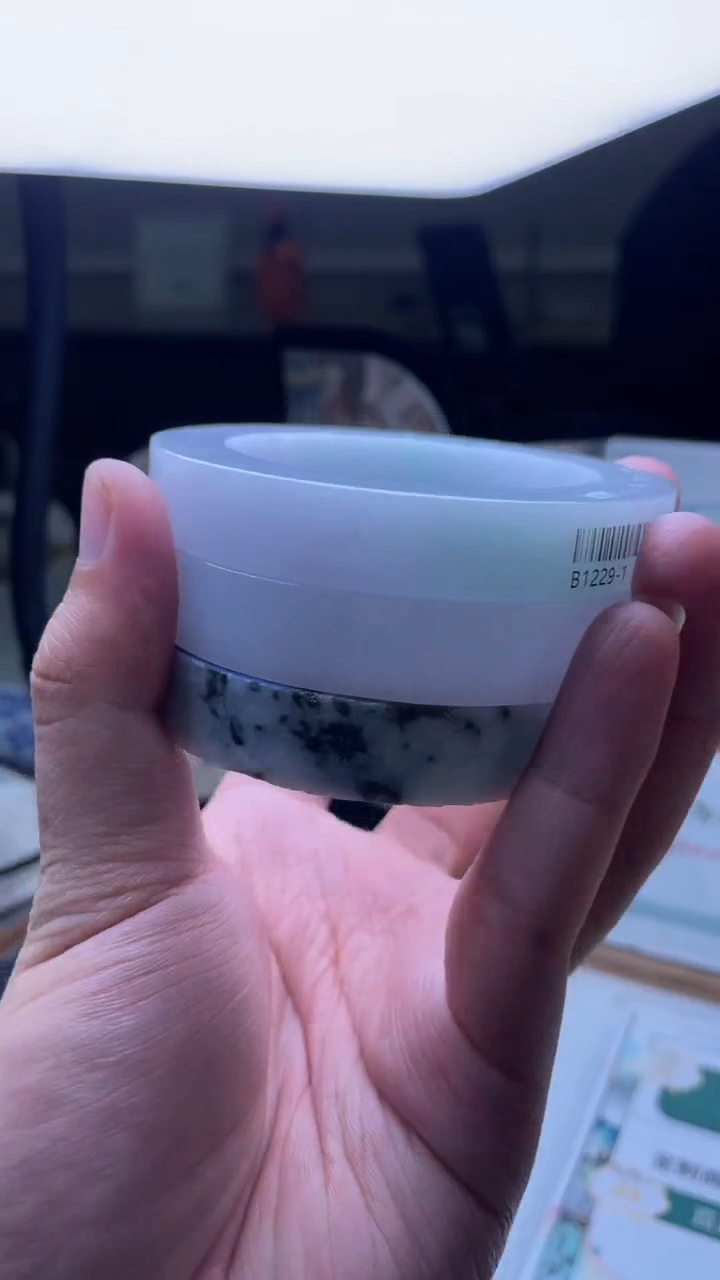 【闪购商品】定制翡翠手镯未镶嵌手镯定制一件