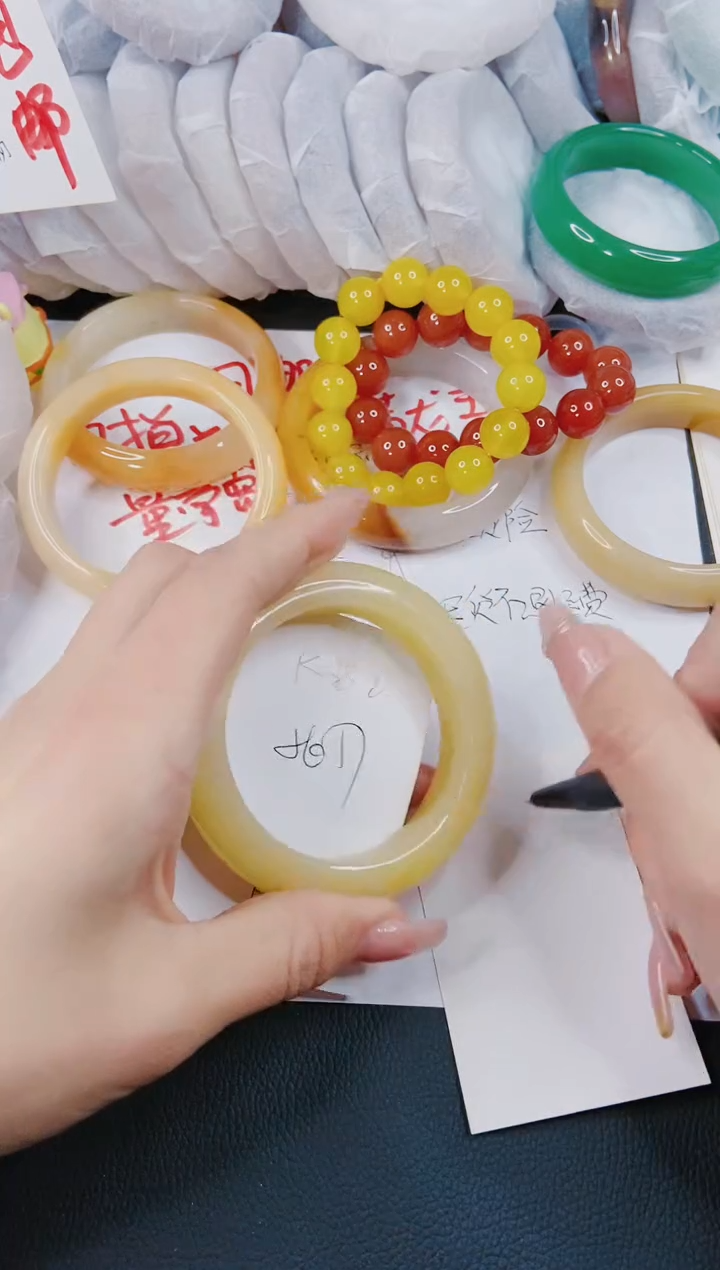 【闪购商品】石英质玉手镯未镶嵌K382-56/57