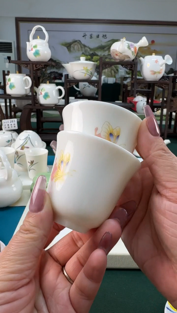 【闪购商品】瓷器 ······.......