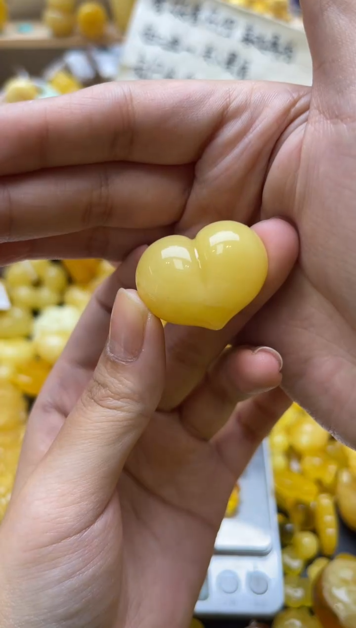 琥珀未镶嵌珠宝奇石115琥珀蜜蜡微瑕