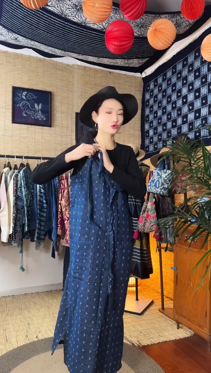 【闪购商品】设计师款蓝连衣裙