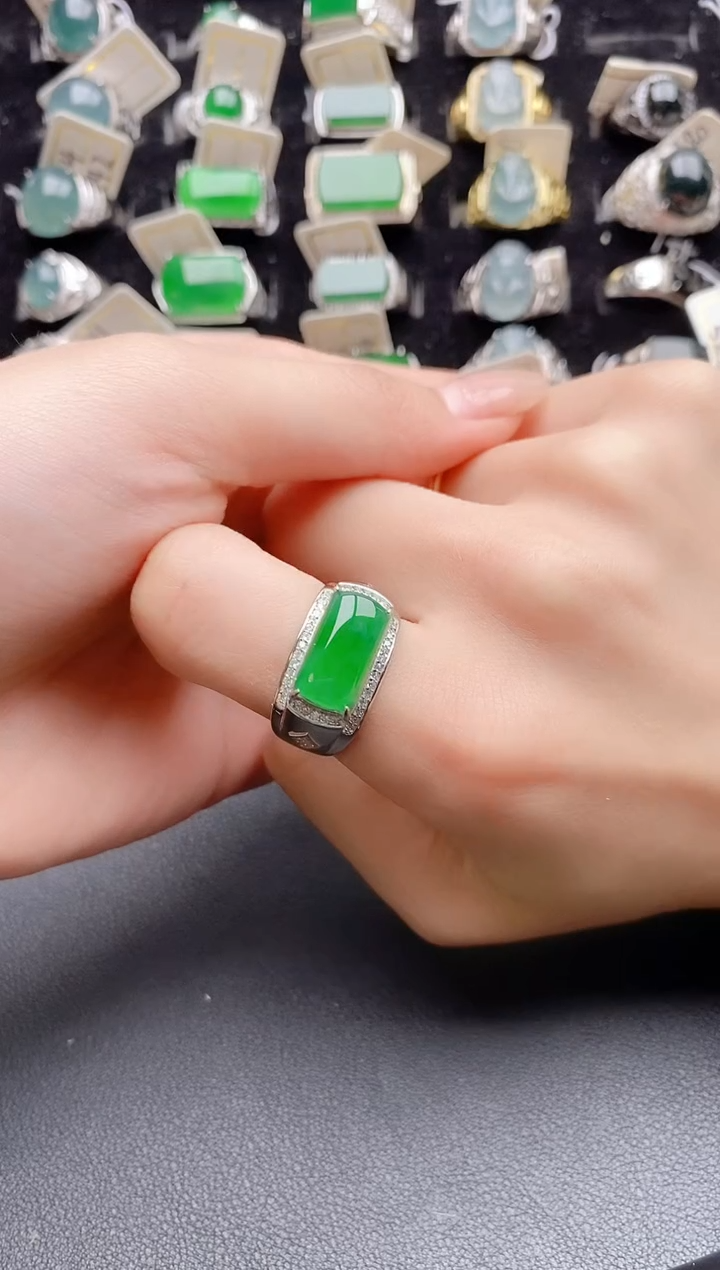 【闪购商品】翡翠戒指银S925镶嵌121221