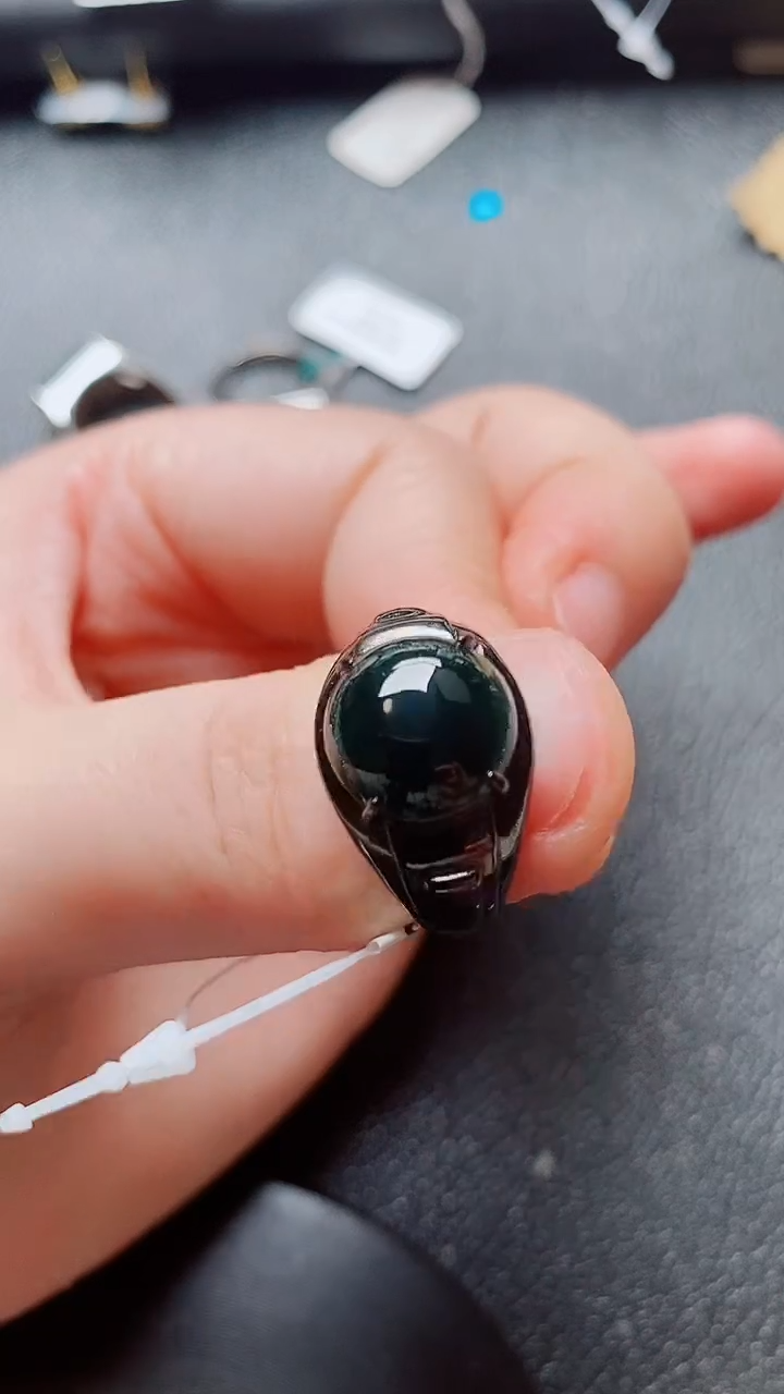 翡翠戒指银S925镶嵌1111