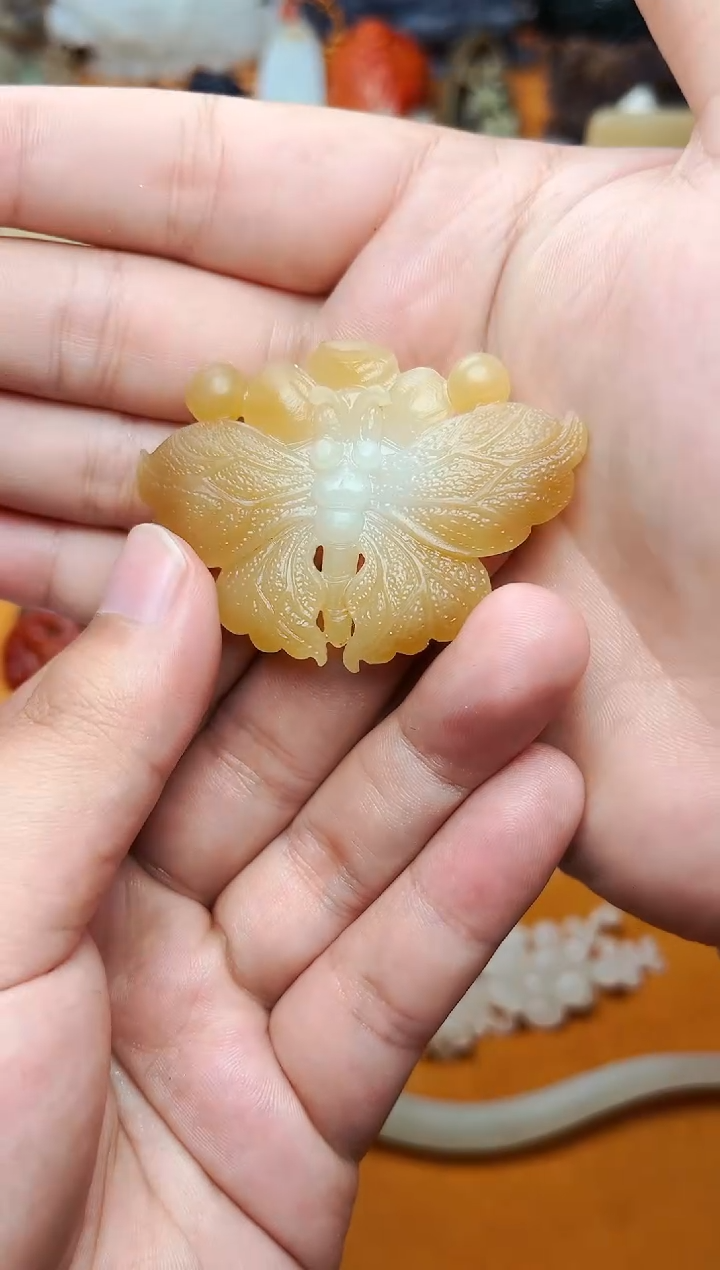 【闪购商品】和田玉颈饰未镶嵌蝴蝶【定制】