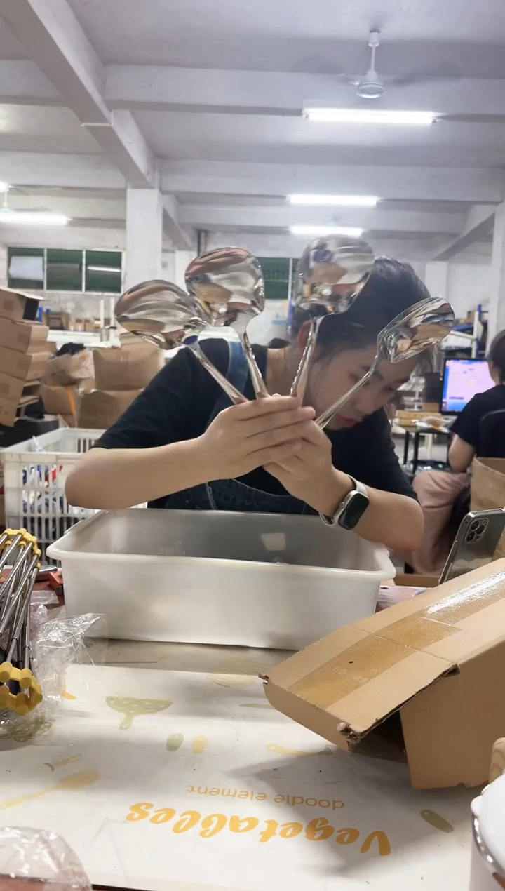 食品级塑料秒杀清仓微瑕产品，可能当过样品拍照