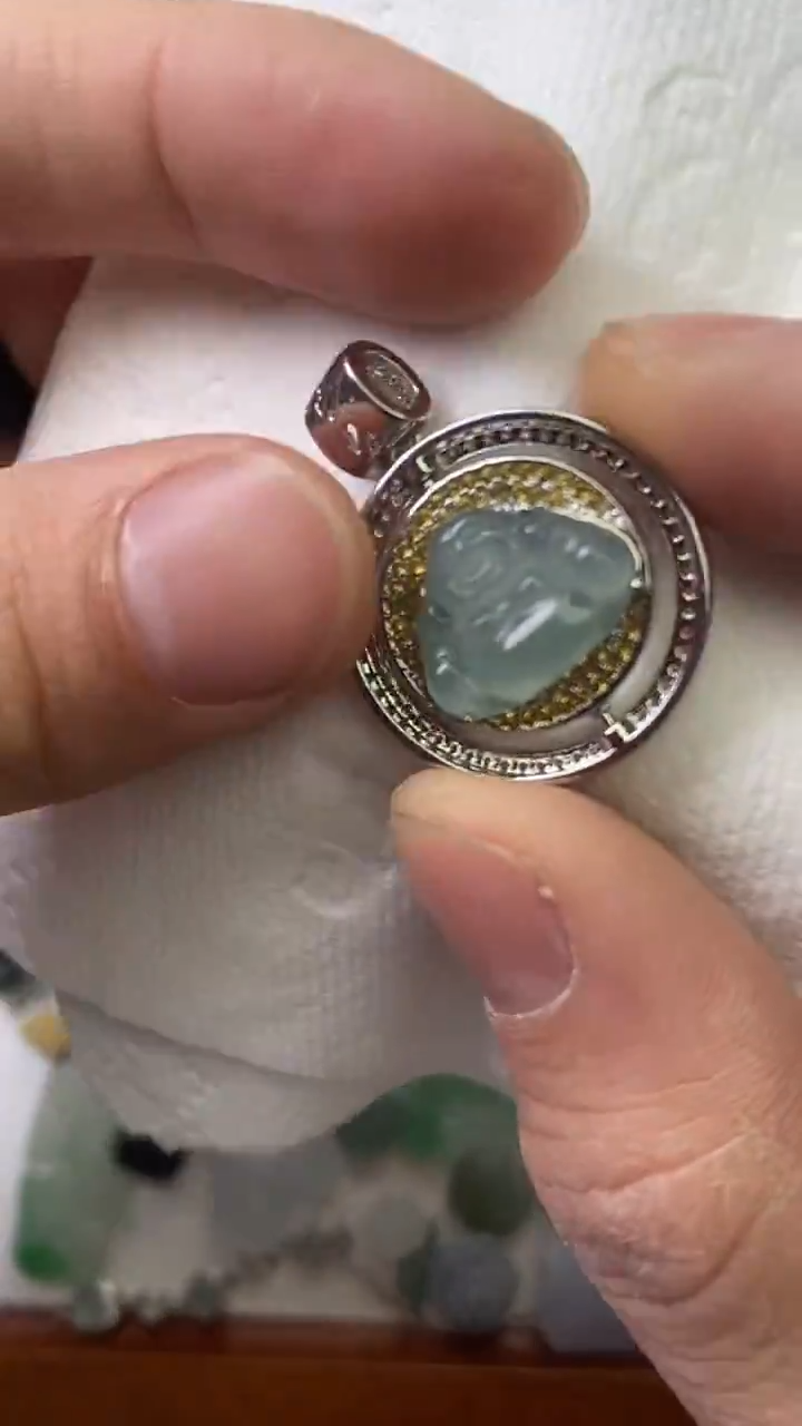 【闪购商品】翡翠颈饰未镶嵌【闪购商品】 天然翡翠 