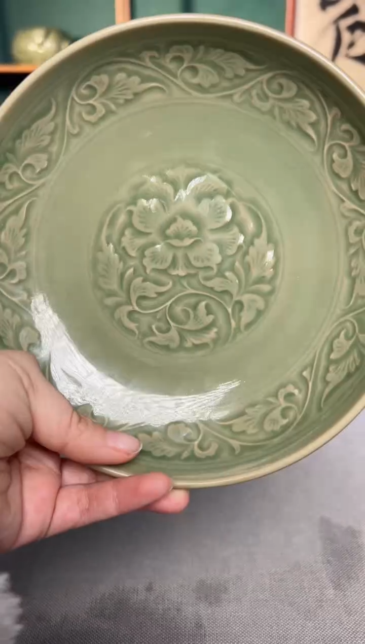 【闪购商品】其他耀州窑秘色缠枝牡丹盘