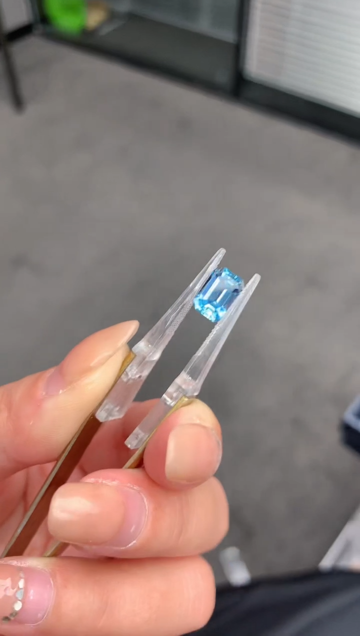【闪购商品】海蓝宝石裸石未镶嵌2ct海蓝宝