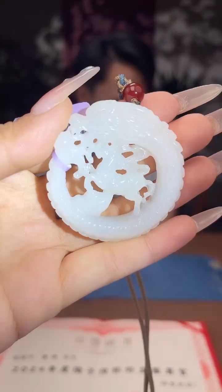 和田玉未镶嵌颈饰A030