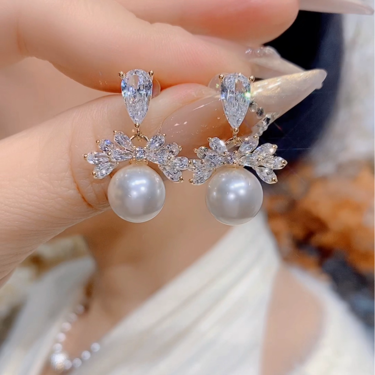 铜合金合成锆石耳饰 女千金风金色几何百搭经典优雅镶嵌精致Q08