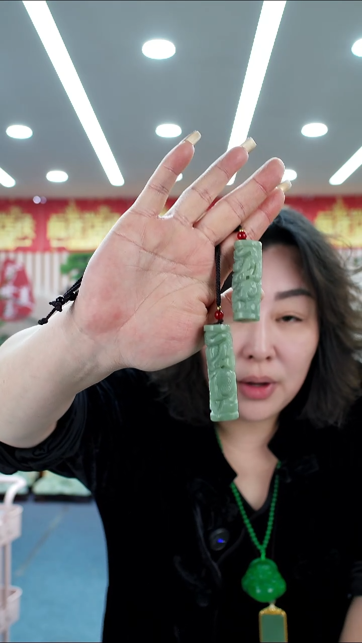 颈饰未镶嵌透闪石质玉多样式发货随机发一