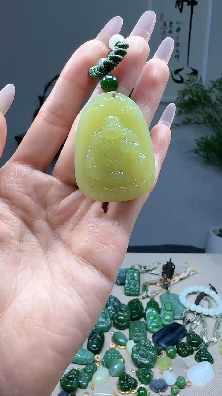 未镶嵌和田玉挂件1