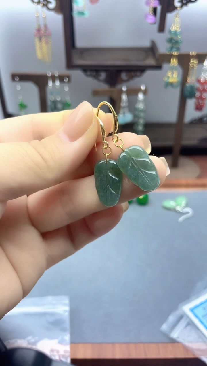 银S925镶嵌翡翠耳饰815000