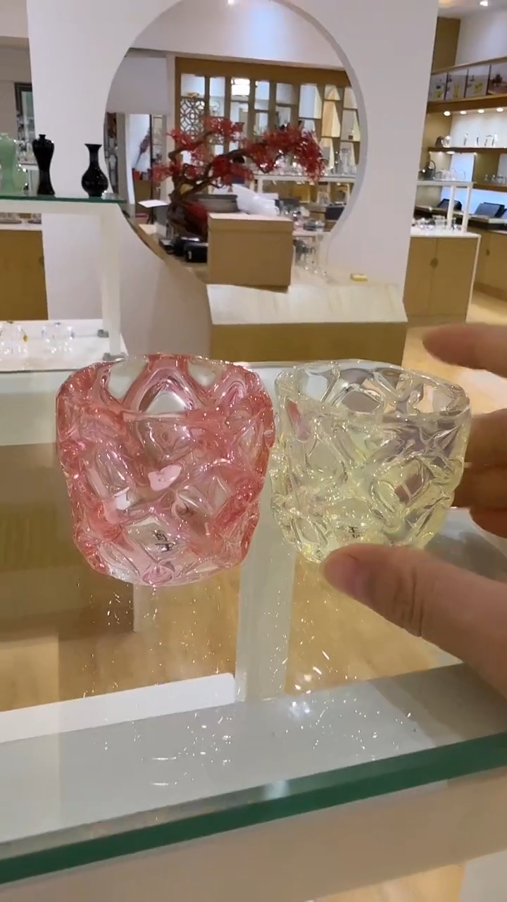 嘟****”玉见熏金熏银两只主人杯