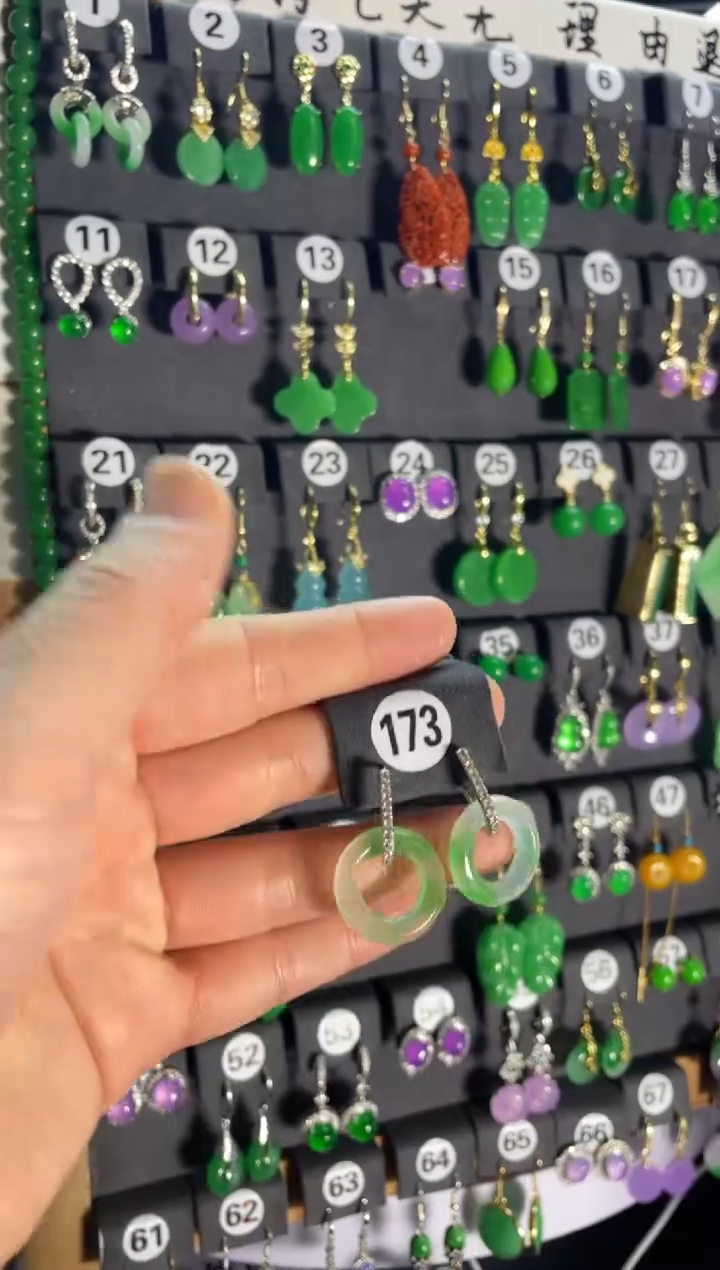 【闪购商品】翡翠颈饰银S925镶嵌173....