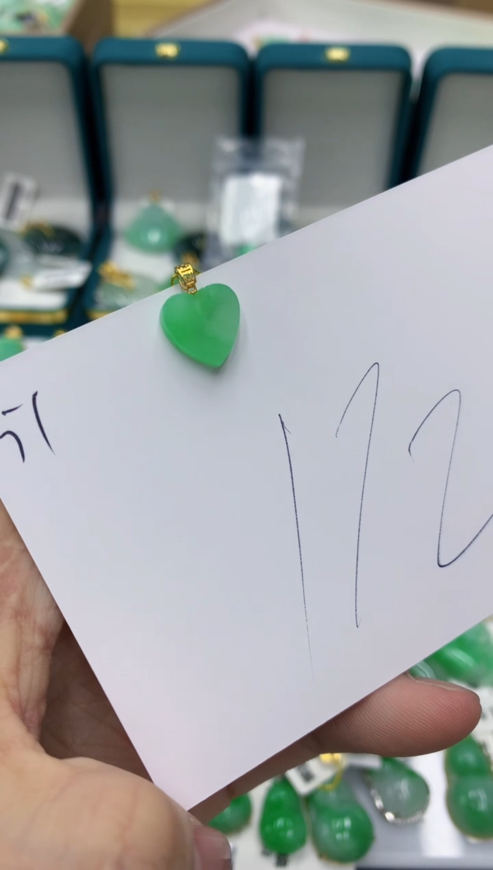 【闪购商品】翡翠颈饰18K金镶嵌11111111