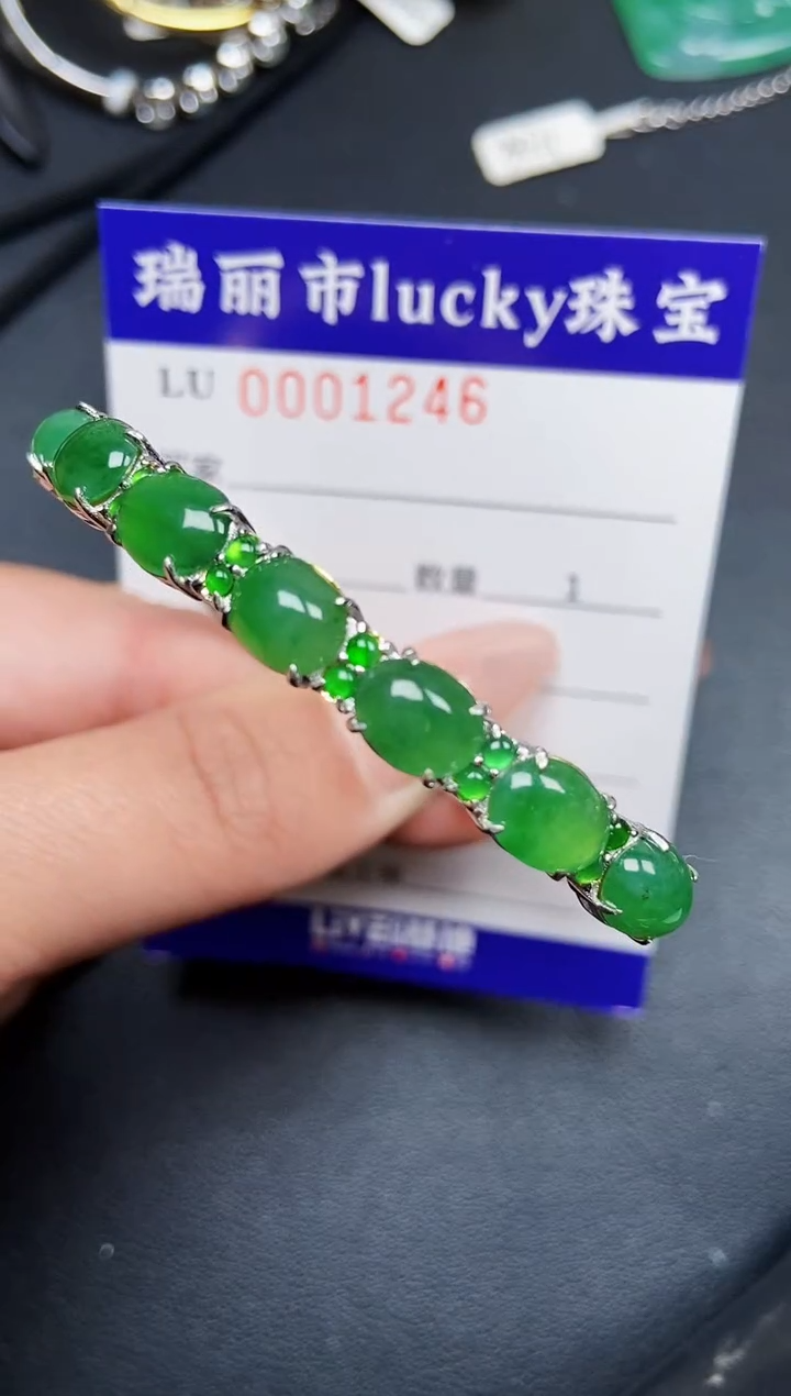 【闪购商品】翡翠颈饰银S925镶嵌1246