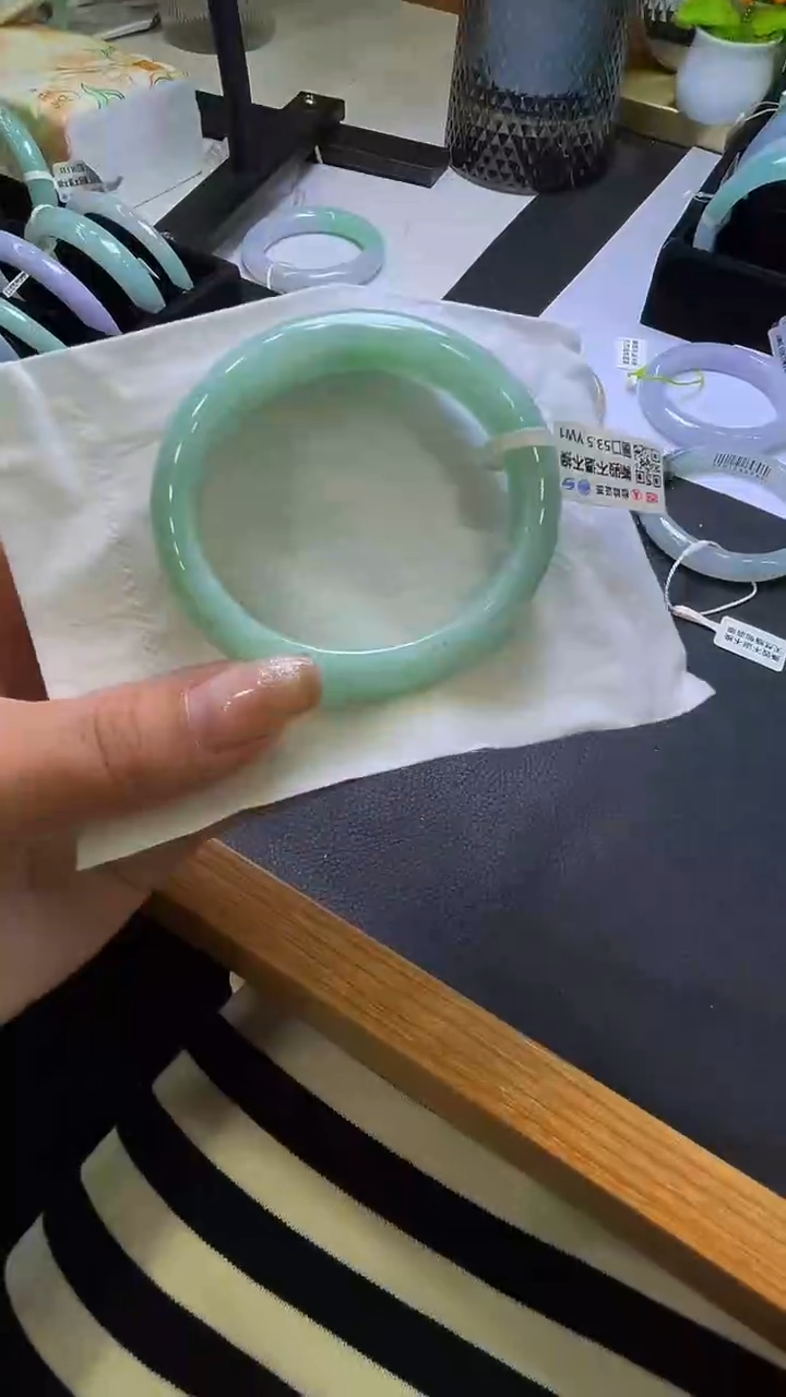 未镶嵌手镯翡翠天然缅甸翡翠A货/2