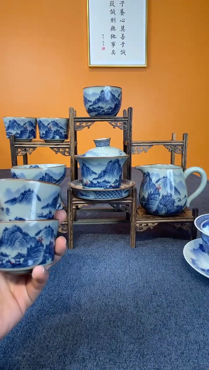 嘢*景德镇釉里红2客杯