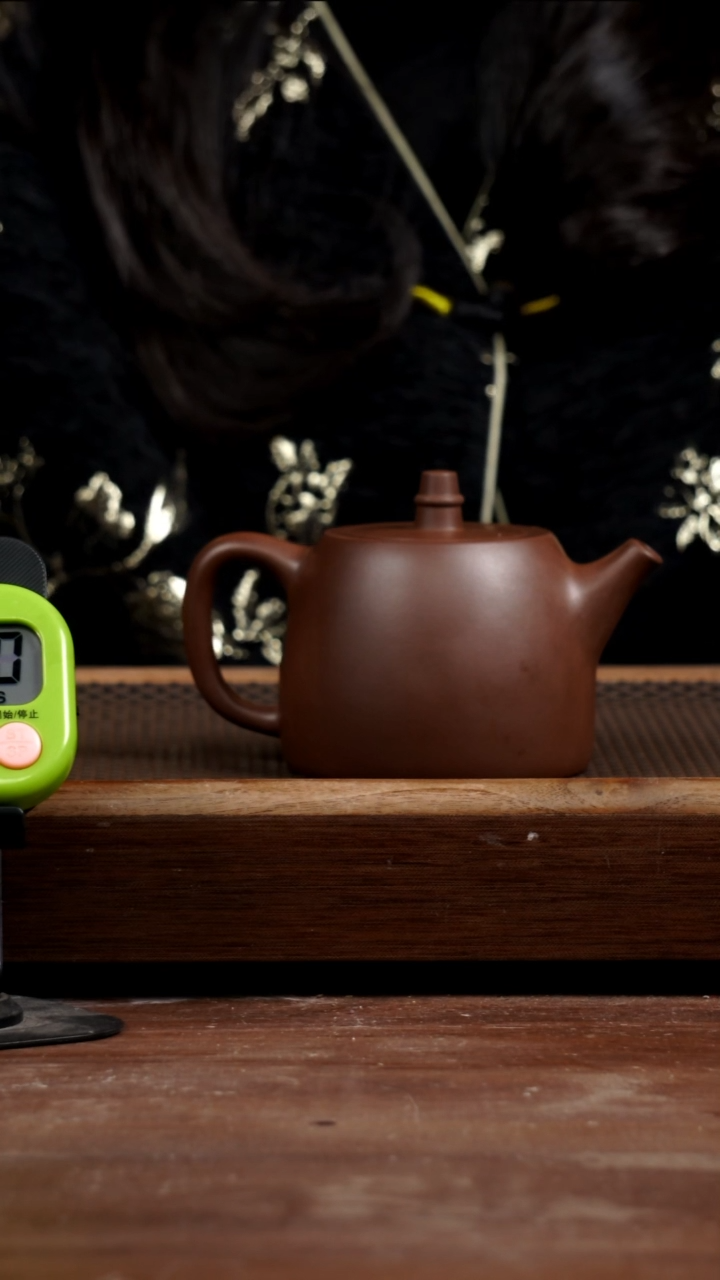 茶壶紫砂大****忌80年代一厂老紫泥汉铎300CC