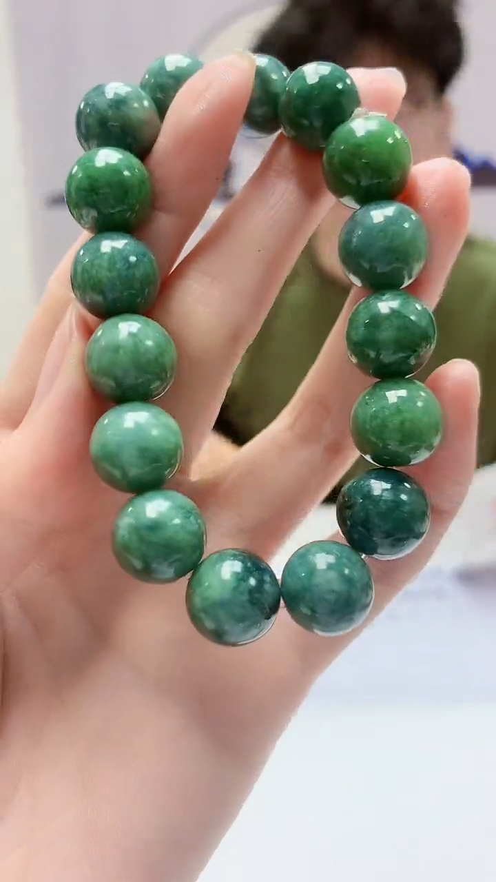 【闪购商品】定制翡翠未镶嵌4688zm-毛货手串114