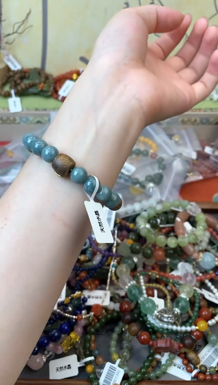 未镶嵌檀香木吊坠159