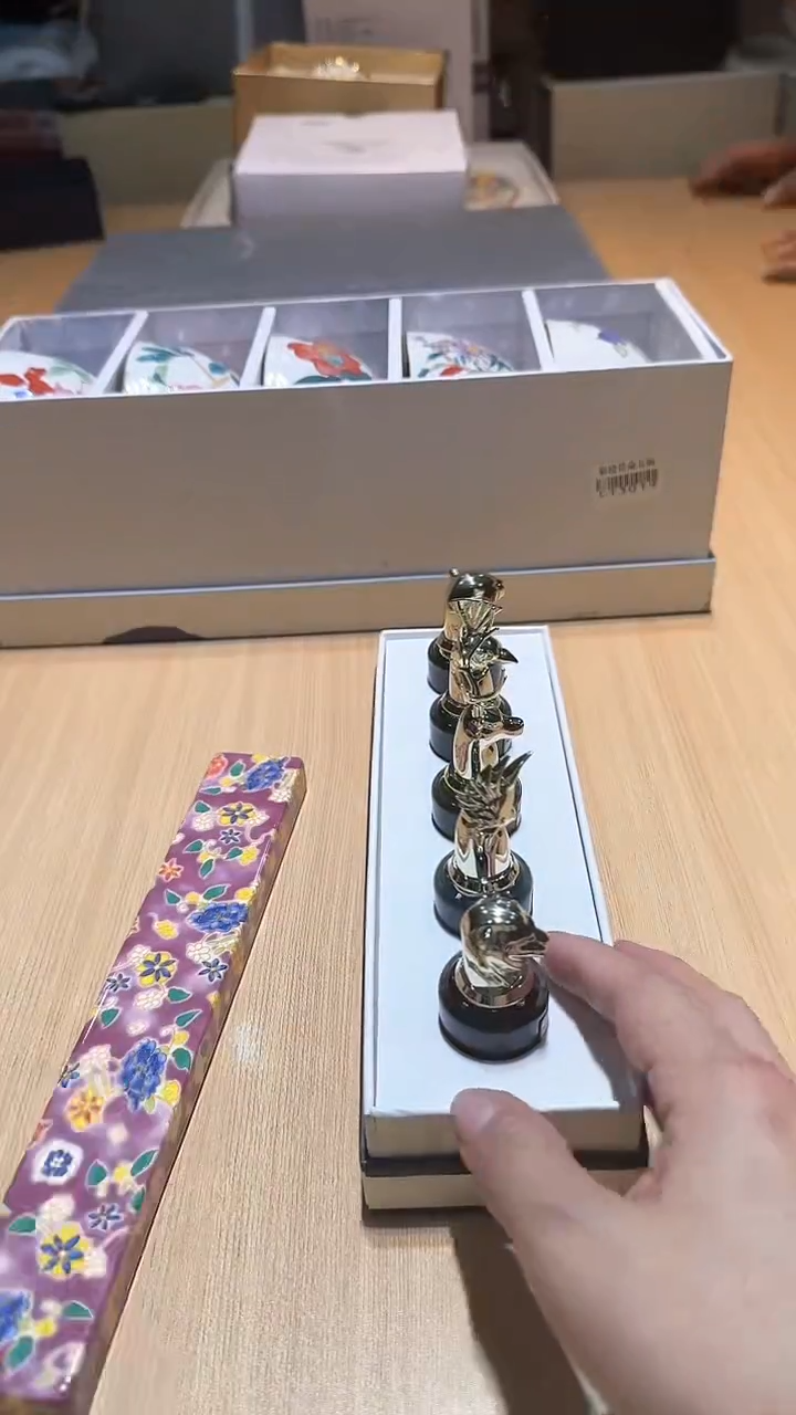 【闪购商品】瓷片锅碗瓢盆一件不剩
