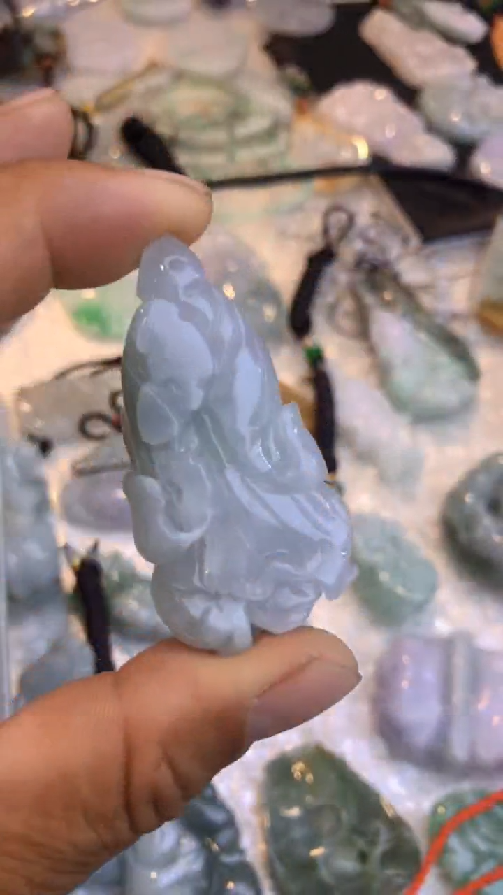 【闪购商品】翡翠吊坠(不含链)未镶嵌白菜