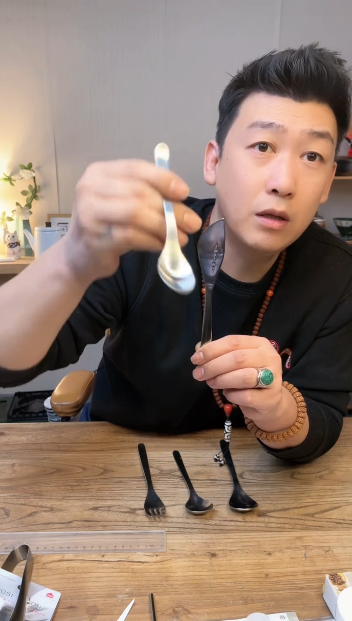 【闪购商品】瓷片柳宗理果肉勺~~~~~~~