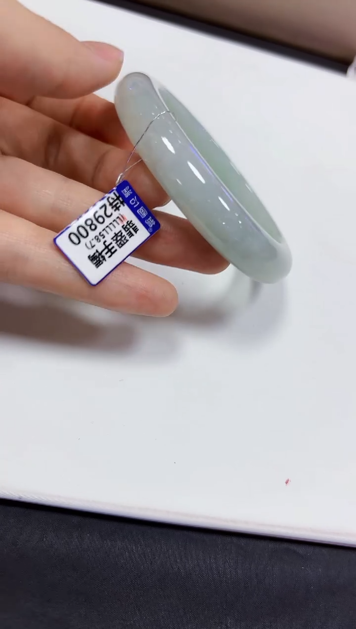 【闪购商品】翡翠颈饰未镶嵌58.7手镯