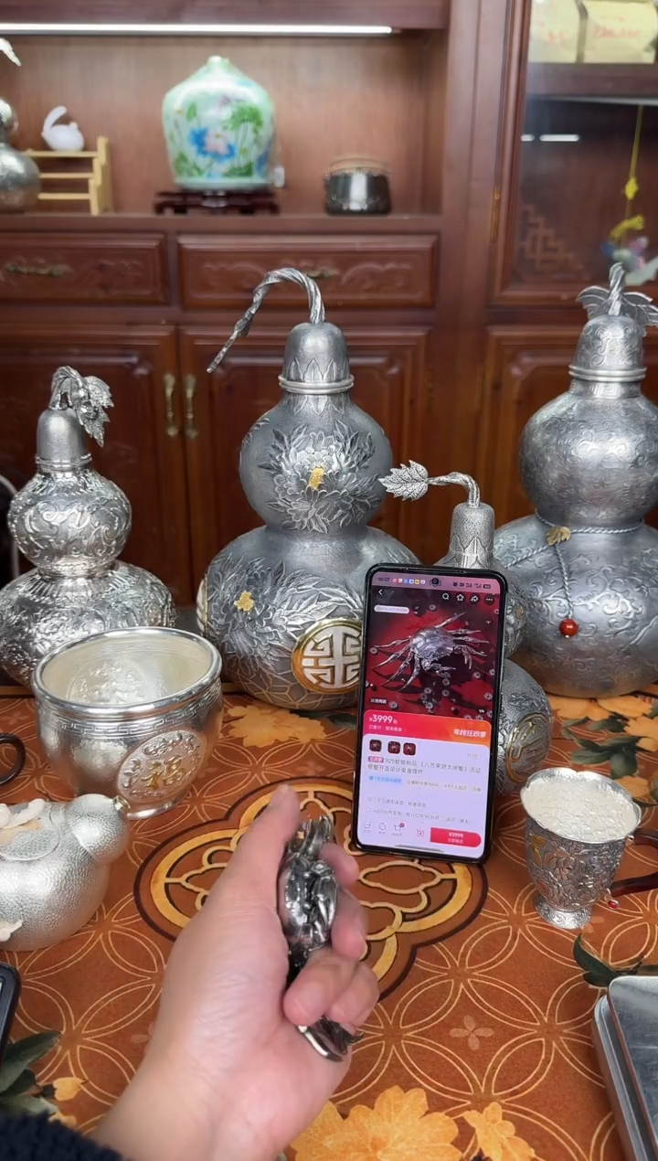 对**对足银手工精工螃蟹熏色宠摆件